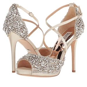 Badgley mischka heels
